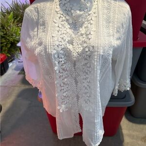 Elegant White Lace Women's Top p23